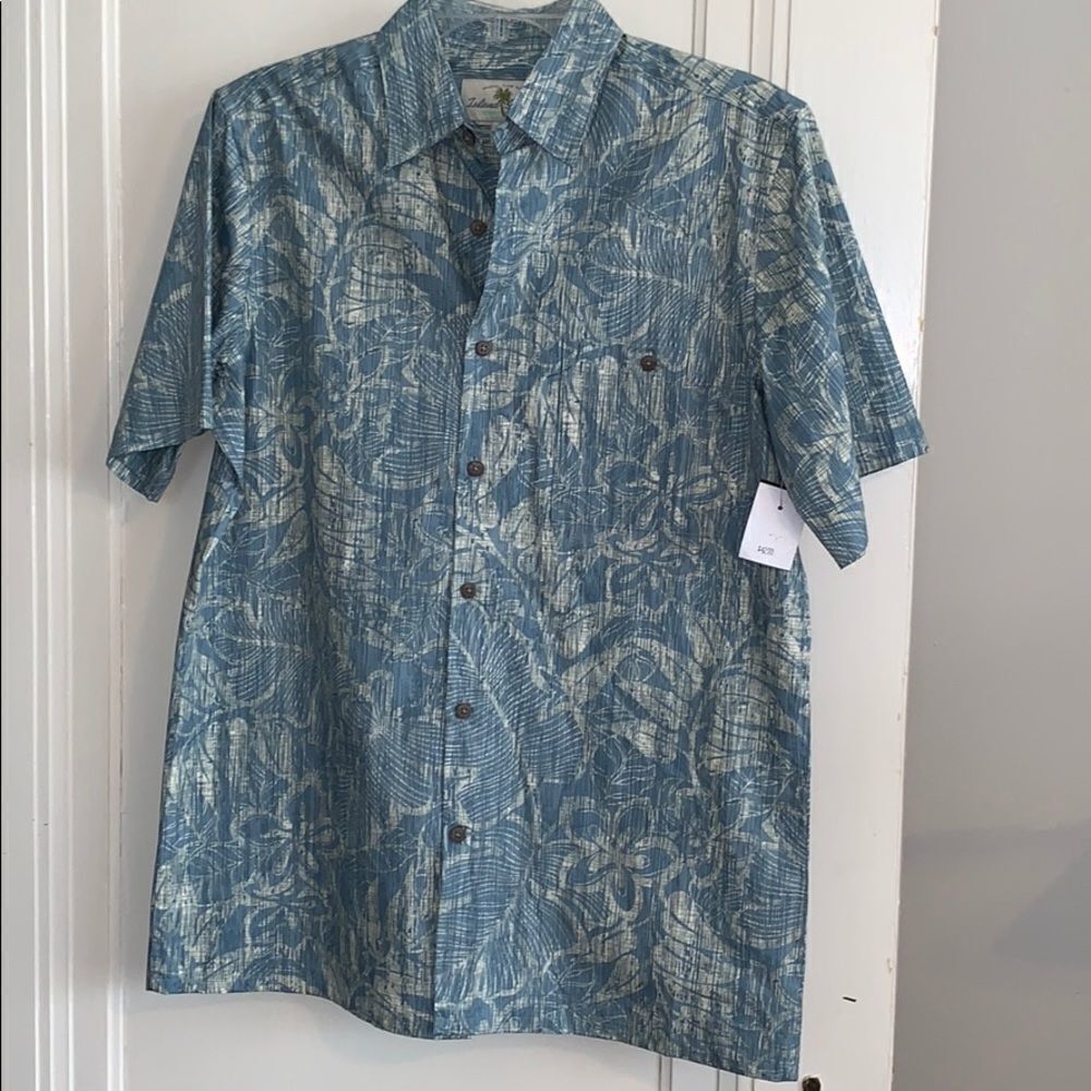NWT Island Shores blue/green Hawaiian shirt